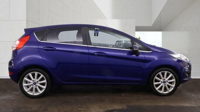Ford Fiesta 1.0T Ecoboost Titanium Hatchback DK66VGV Blue #5