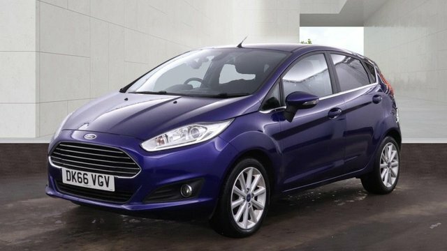 Ford Fiesta 1.0T Ecoboost Titanium Hatchback DK66VGV Blue #2