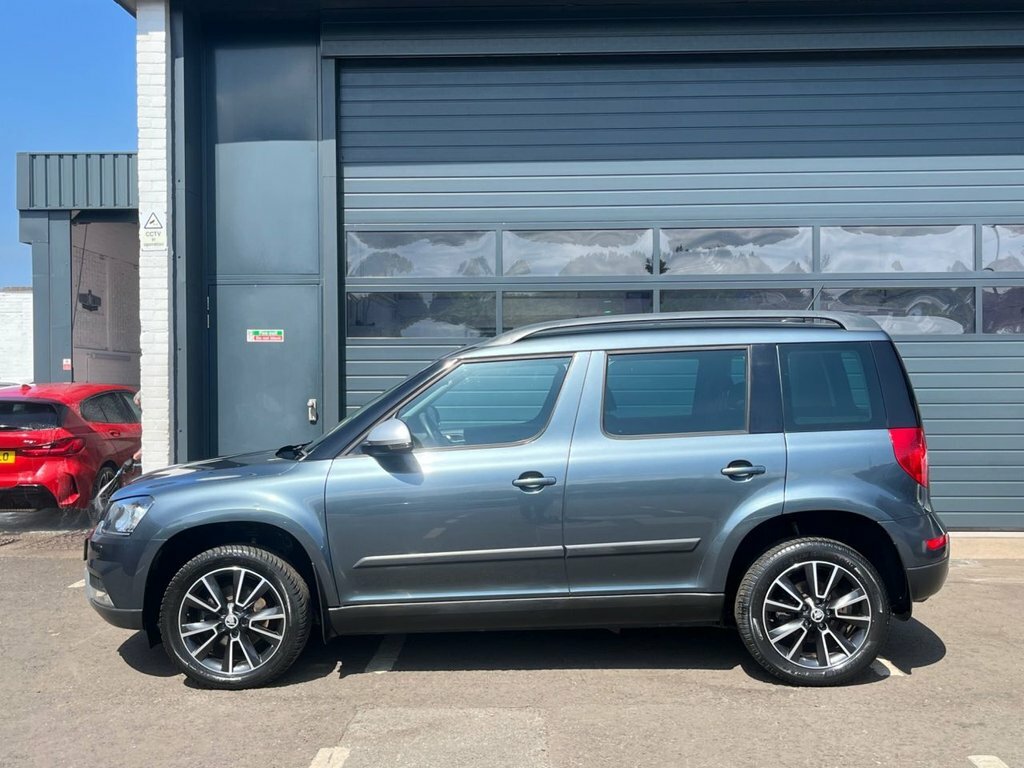 Skoda Yeti 2L Elegance NU15NEF Grey #2
