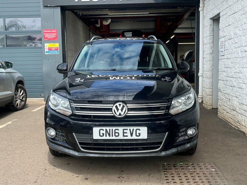 Volkswagen Tiguan 2L Match Edition GN16EVG Black #4