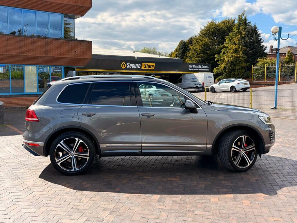 Volkswagen Touareg Suv 3.0 Tdi V6 Bluemotion Tech R-line Tiptronic 4W SW17WZH Grey #3