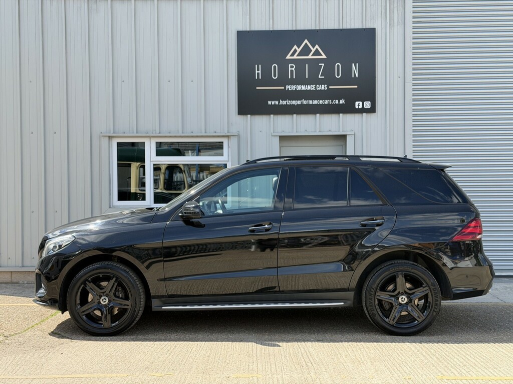 Mercedes-Benz GLE Class Suv 3.0 Gle350d V6 Amg Night Edition Premium Plus Black #6