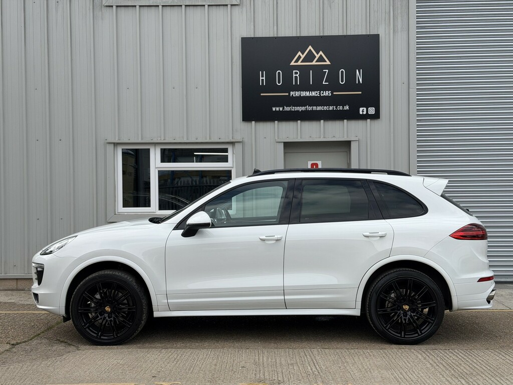 Porsche Cayenne Suv 4.2 Td V8 S 201616 CY16RUJ White #6
