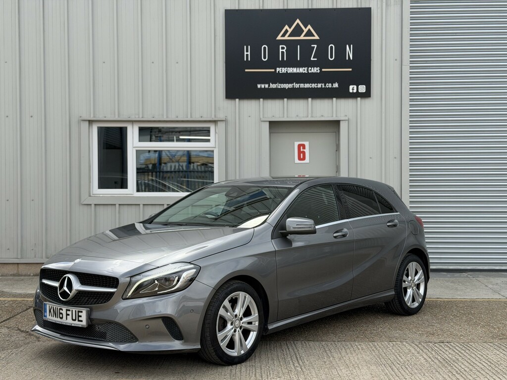 Mercedes-Benz A Class Hatchback 2.1 A200d Sport 201616 Grey #4