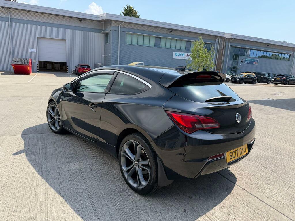 Vauxhall Astra GTC Limited Edition Black #2