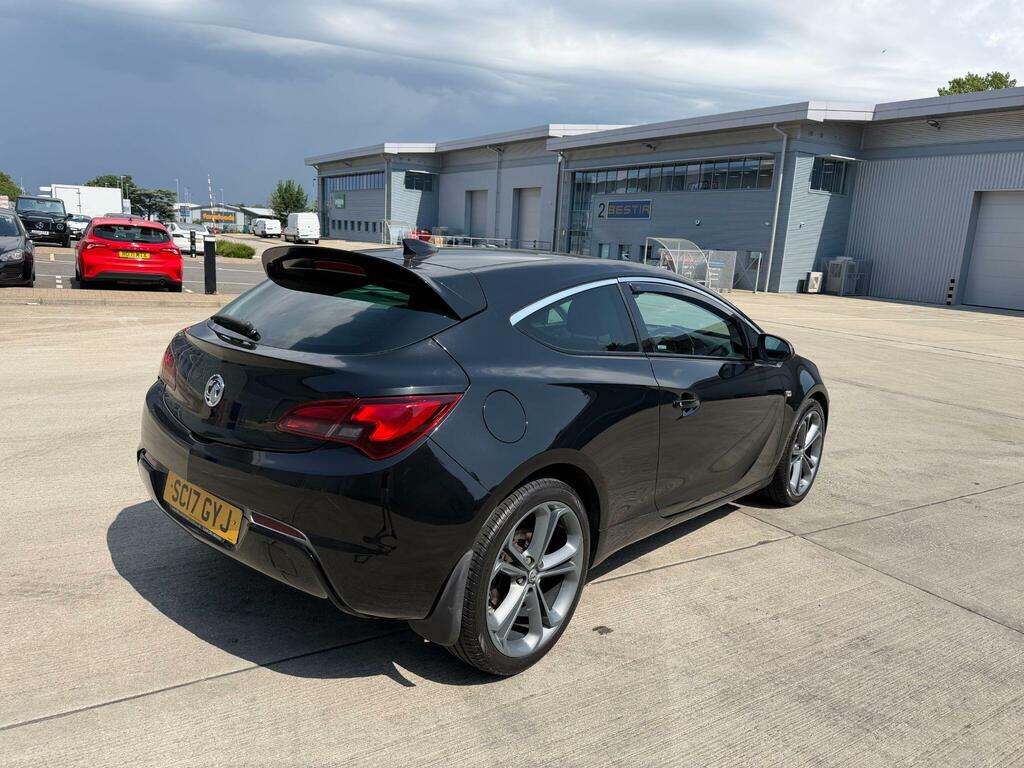 Vauxhall Astra GTC Limited Edition Black #4
