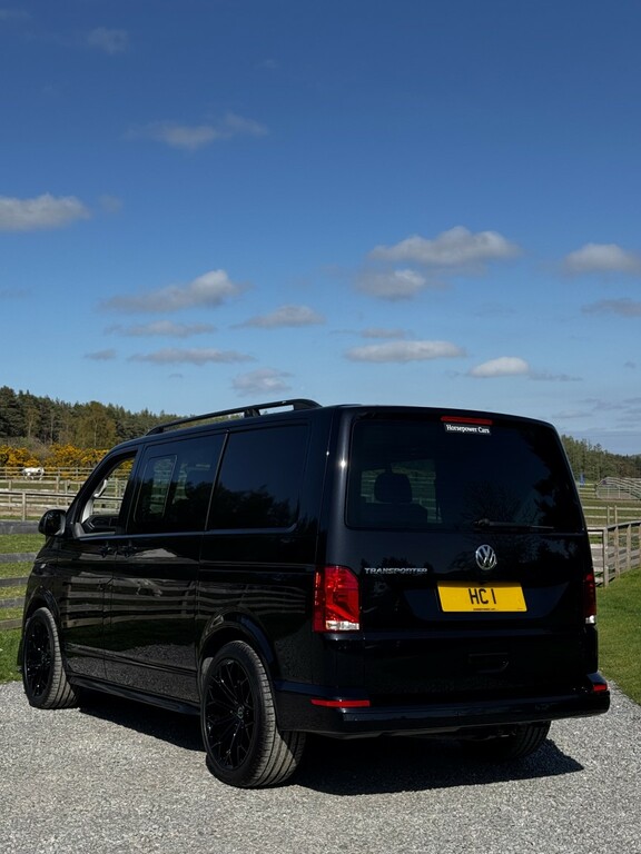 Volkswagen Transporter Combi Van 2.0 Tdi T32 Highline 2022 VA22EKJ Black #3