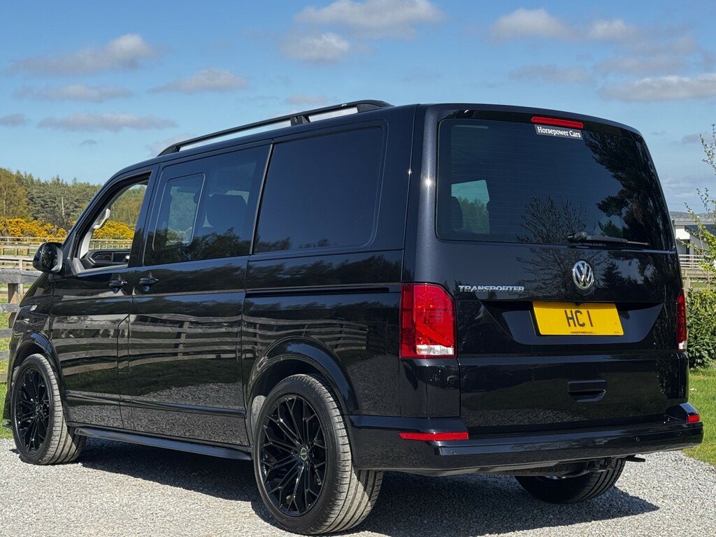 Volkswagen Transporter Combi Van 2.0 Tdi T32 Highline 2022 VA22EKJ Black #2