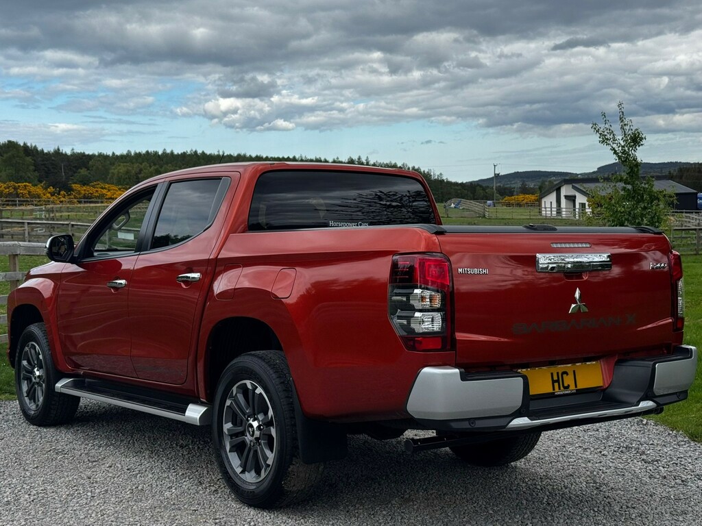 Mitsubishi L200 Pickup 2.2 Di-d Dc Barbarian X 2020 GF70OFE Orange #3