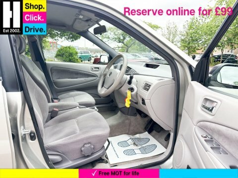 Toyota Prius Prius Hybrid Silver #40
