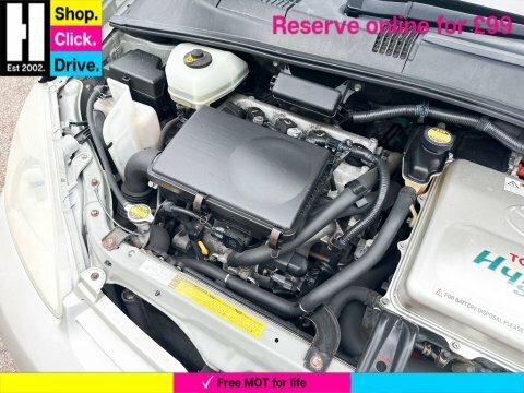 Toyota Prius Prius Hybrid Silver #29