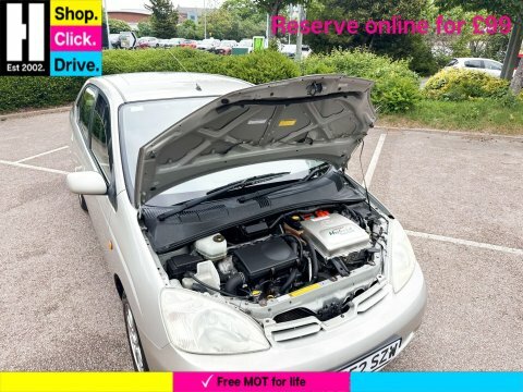 Toyota Prius Prius Hybrid Silver #26