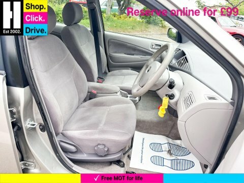 Toyota Prius Prius Hybrid Silver #42