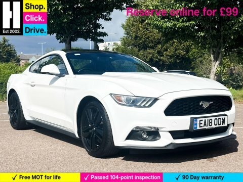 Ford Mustang 2.3T Ecoboost Fastback White