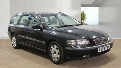 Volvo V70 2.4 Se Estate Black