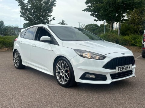 Ford Focus 1.5T Ecoboost Zetec White