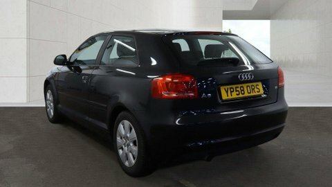 Audi A3 1.6 Hatchback YP58ORS Black #3