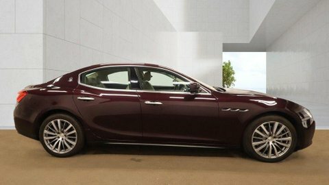 Maserati Ghibli 3.0D V6 Saloon Red #5
