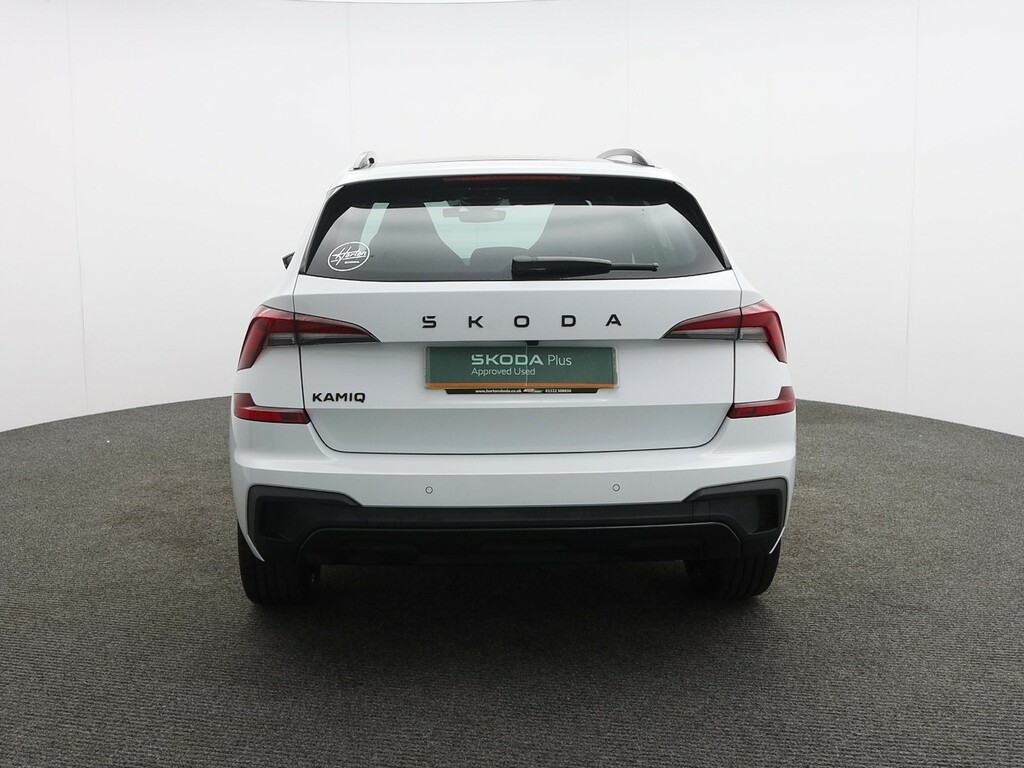 Skoda Kamiq 1.5 Tsi Act Monte Carlo Edition Suv Dsg FV75KKX White #6