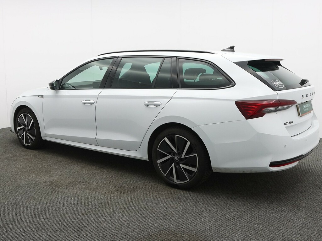Skoda Octavia 1.5 Tsi E-tec Mhev Act Sportline Estate White #5