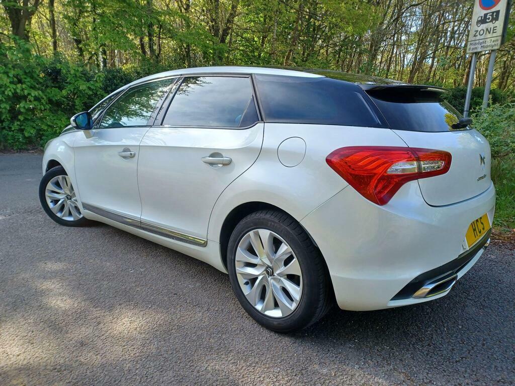 Citroen DS5 1.6 E-hdi Dstyle Etg6 Euro 5 S S White #5