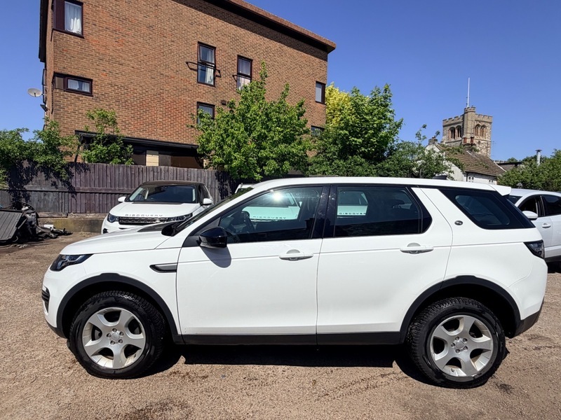 Land Rover Discovery Sport Ed4 Pure White #6