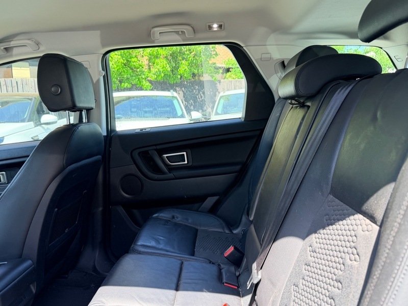 Land Rover Discovery Sport Ed4 Pure White #5