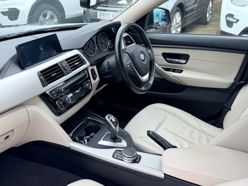 BMW 4 Series Gran Coupe 420D Xdrive Se Gran AU68KNP Silver #2