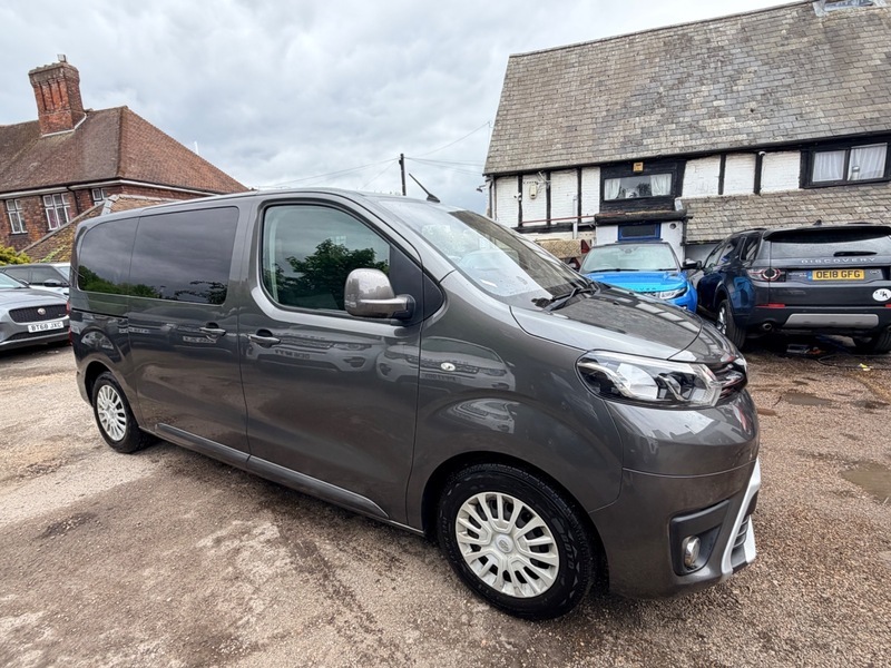 Toyota Verso D-4d L1 Shuttle Grey #6