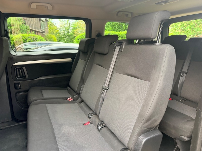 Toyota Verso D-4d L1 Shuttle Grey #4