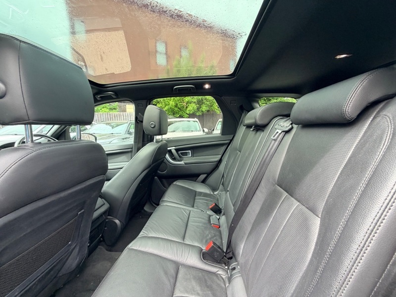Land Rover Discovery Sport Td4 Landmark YL68NZR White #2