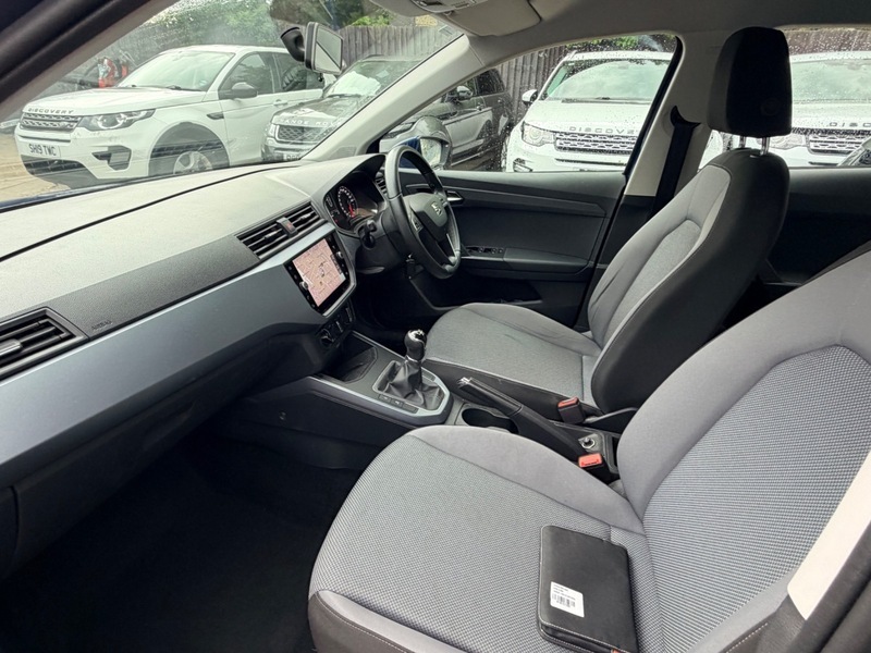 Seat Arona Tdi Se Technology XHZ1083 Blue #4