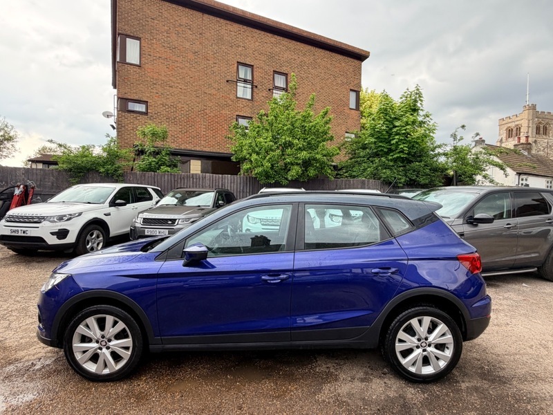 Seat Arona Tdi Se Technology XHZ1083 Blue #2