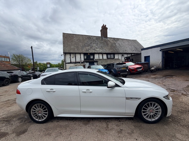 Jaguar XE R-sport White #6