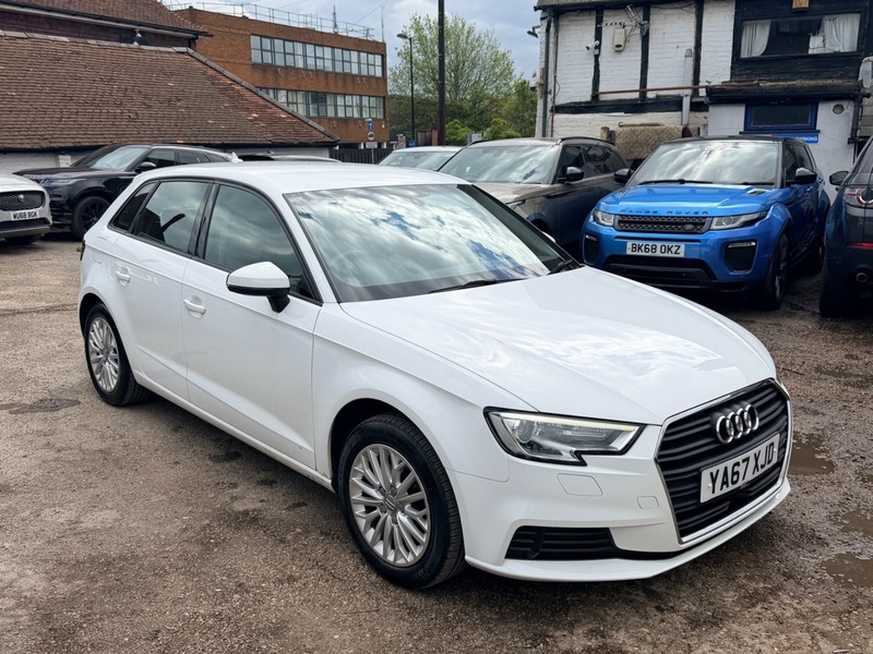 Audi A3 Tdi Se Technik YA67XJD White #5