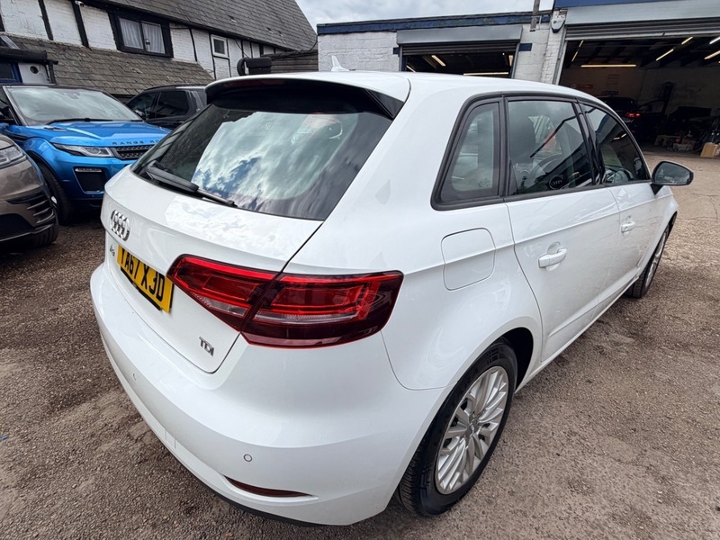 Audi A3 Tdi Se Technik YA67XJD White #6