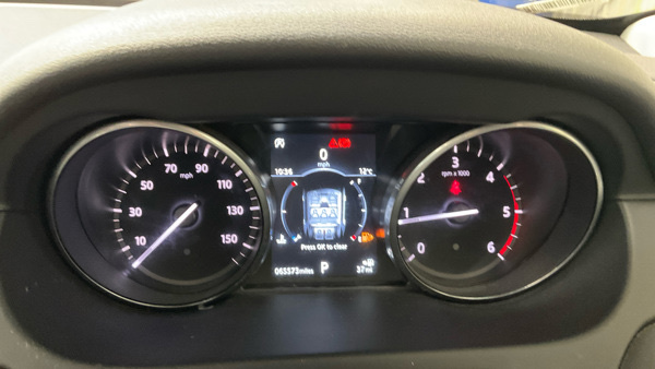 Land Rover Discovery Sport Td4 Se Tech GY67WTA Grey #4