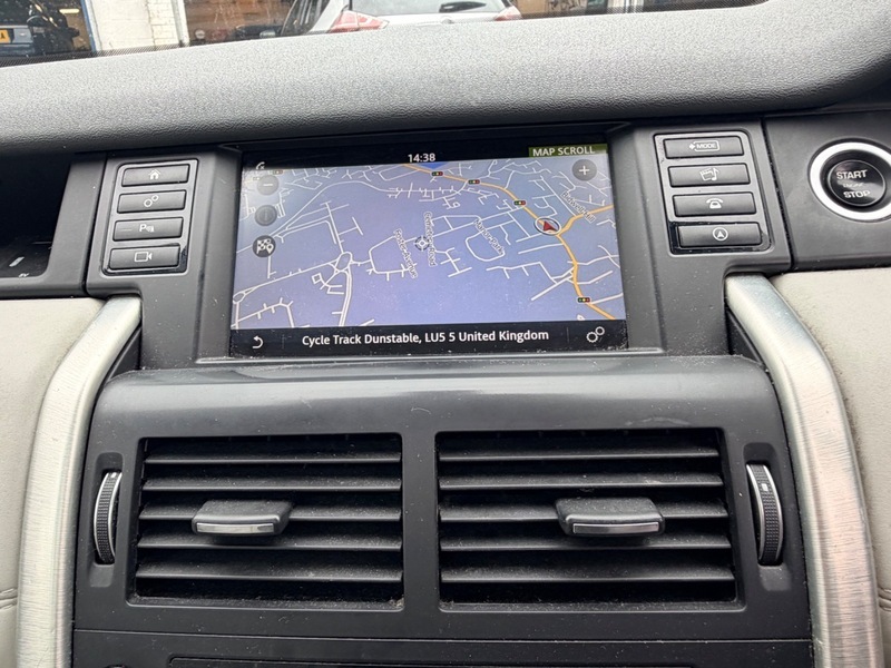 Land Rover Discovery Sport Td4 Hse RK66HHG Grey #4