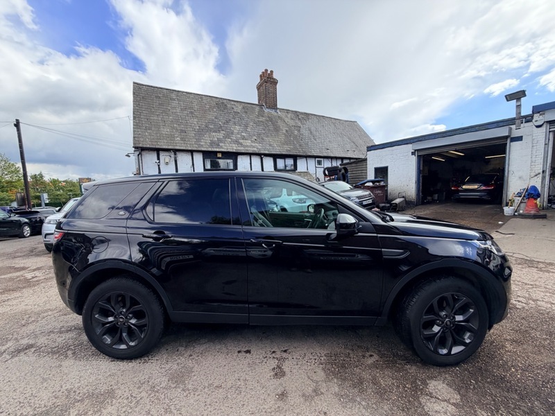 Land Rover Discovery Sport Td4 Landmark WR19HNA Black #2