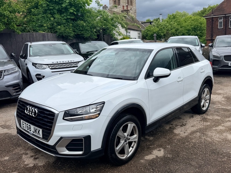 Audi Q2 Tdi Sport ET68JKK White #6