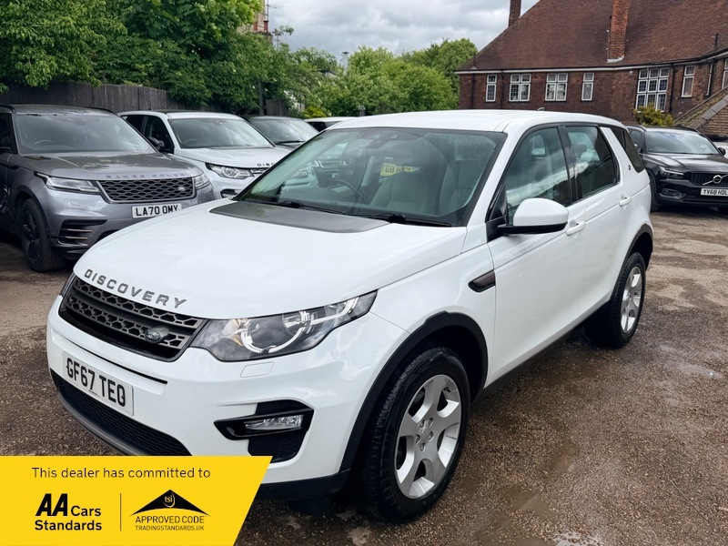Land Rover Discovery Sport Ed4 Se Tech White