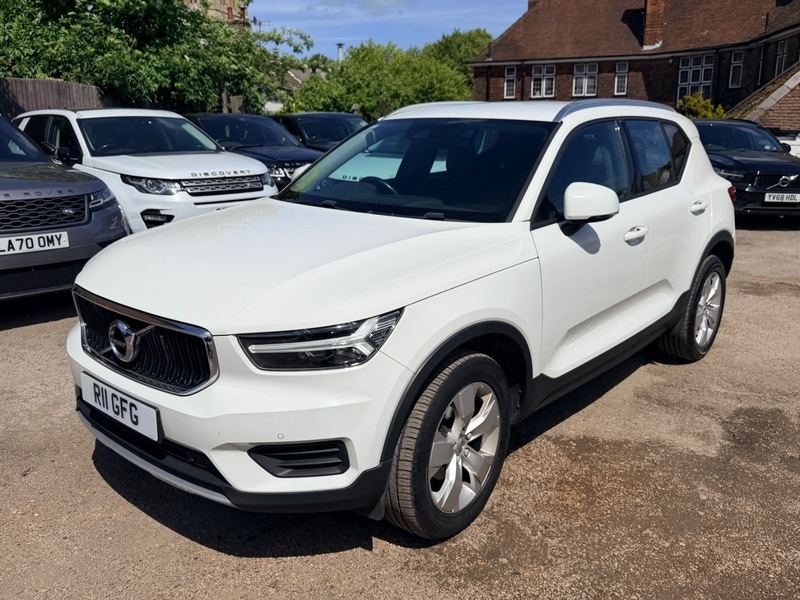 Volvo XC40 T3 Momentum R11GFG White #6