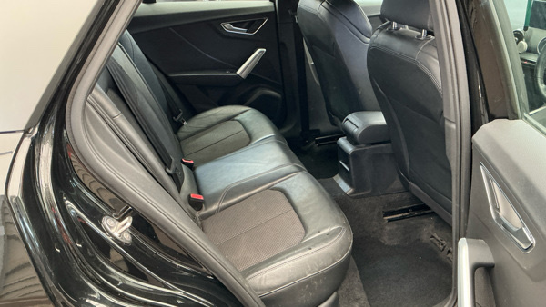 Audi Q2 Tdi S Line ST69XZA Black #5