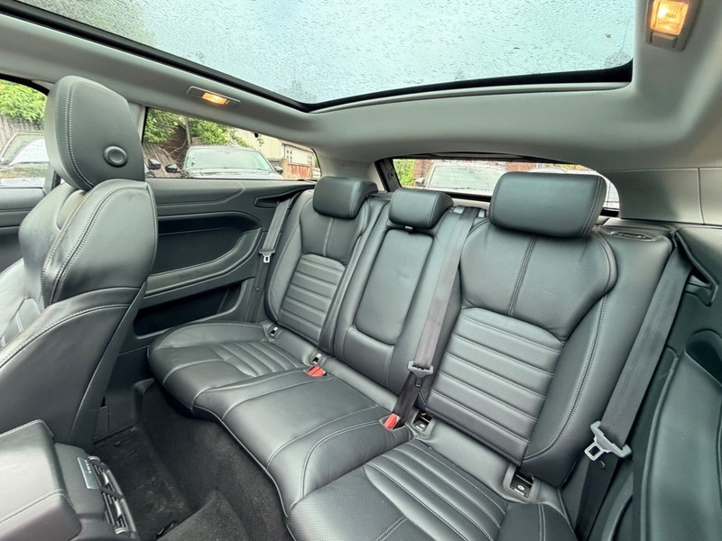 Land Rover Range Rover Evoque Td4 Hse Dynamic YO65FRV Black #2