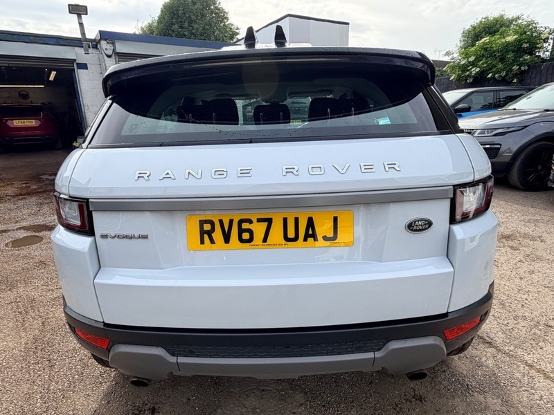 Land Rover Range Rover Evoque Td4 Se RV67UAJ White #6