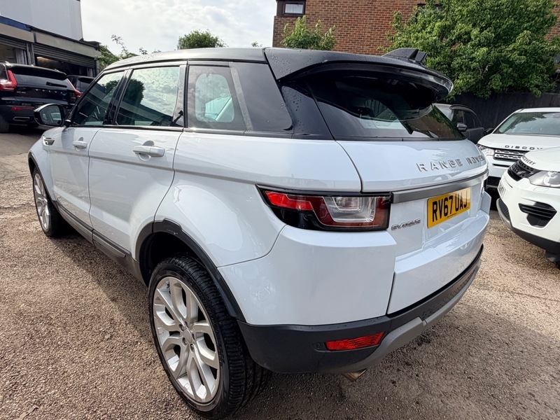 Land Rover Range Rover Evoque Td4 Se RV67UAJ White #5