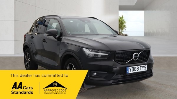 Volvo XC40 D3 R-design Black