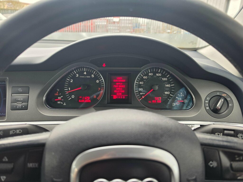 Audi A6 Saloon A6 Se Fsi Quattro Black #35