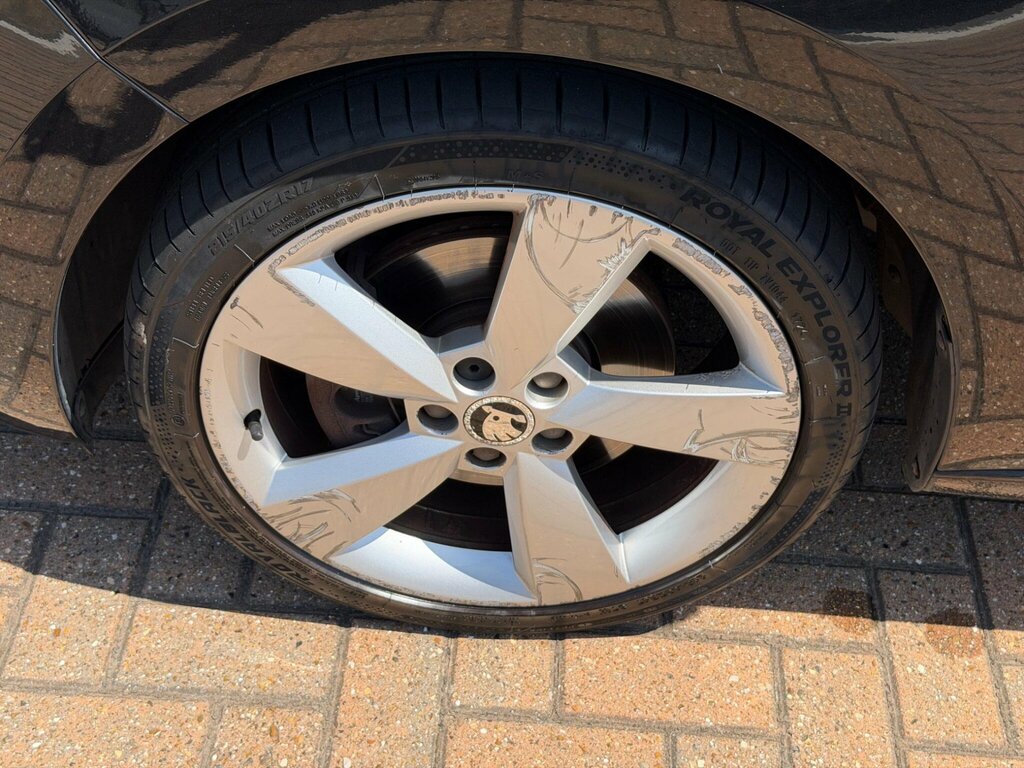 Skoda Rapid Blue #40