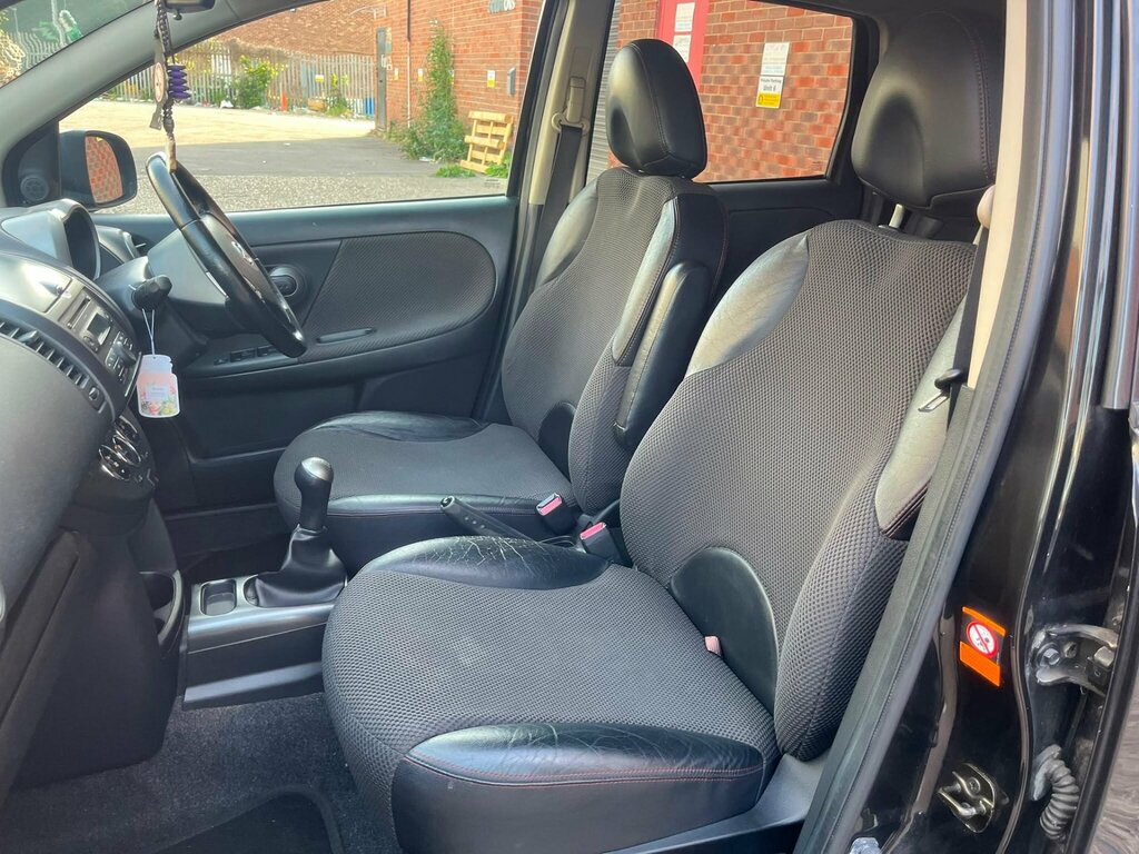 Nissan Note Hatchback Blue #35